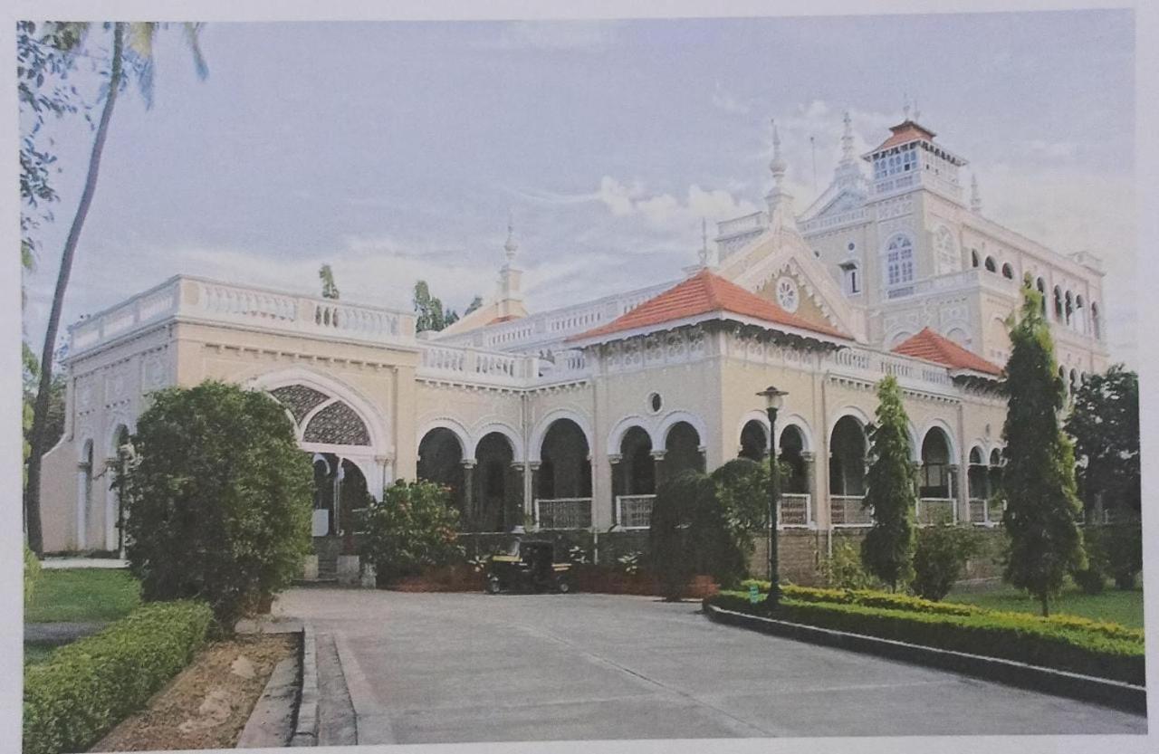 Malwade Motel Pune Zewnętrze zdjęcie