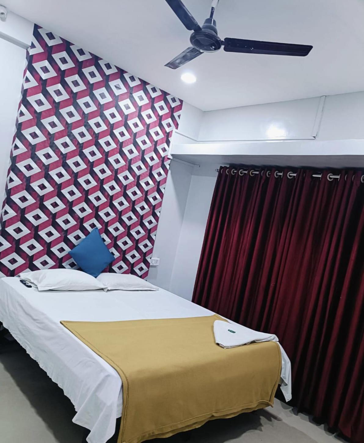 Malwade Motel Pune Zewnętrze zdjęcie